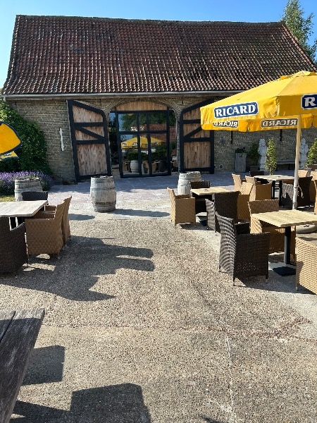 De witte herdershoeve (DAMME)