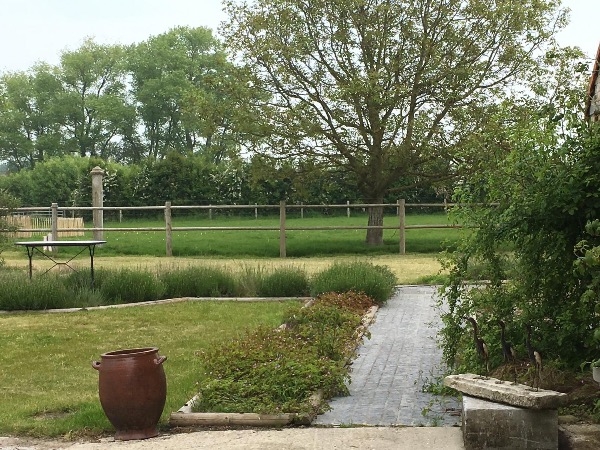 De witte herdershoeve (DAMME)
